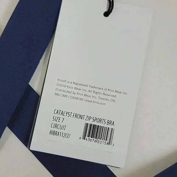 SET Stashable High Rise Legging. & Catalyst Front Zip Sports Bra - Picture 4 of 16